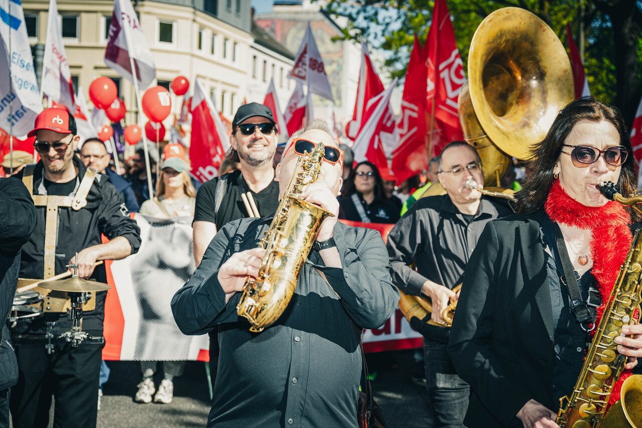 Band 1. Mai Demo